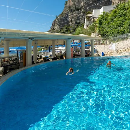 Weber Ambassador Hotel Capri