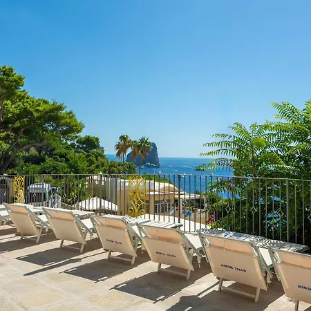 Hotel Weber Ambassador Capri