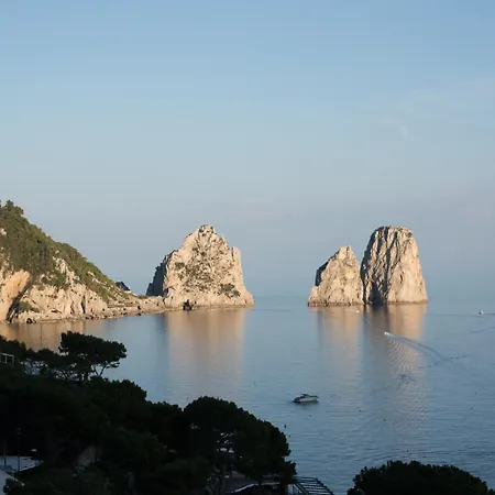 호텔 웨버엠베서더스 4*