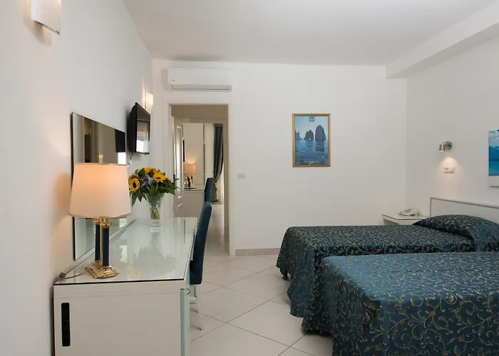 호텔 웨버엠베서더스