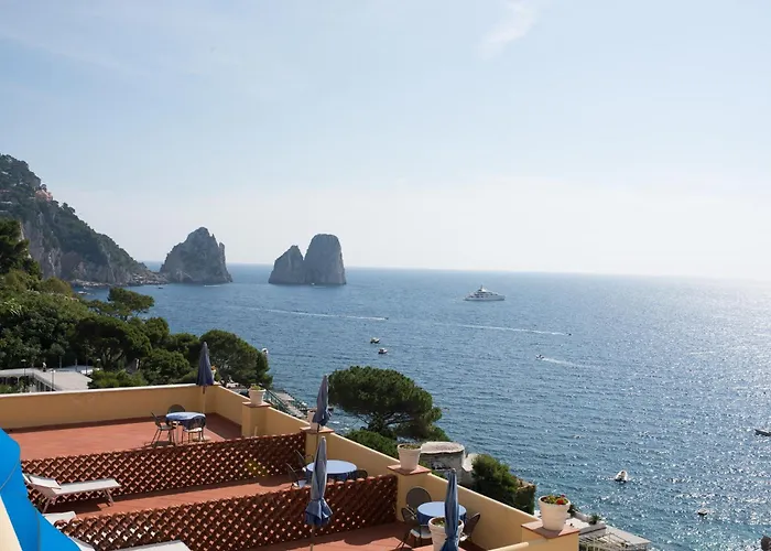 웨버엠베서더스 카프리