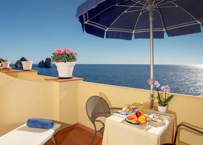 웨버엠베서더스 호텔