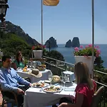 Weber Ambassador Отель 4*