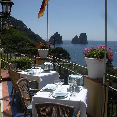 Weber Ambassador Hotel Capri