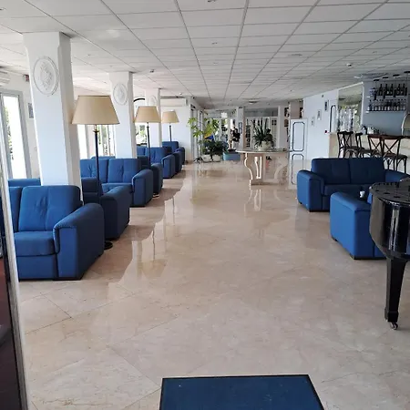 Weber Ambassador Hotel Capri