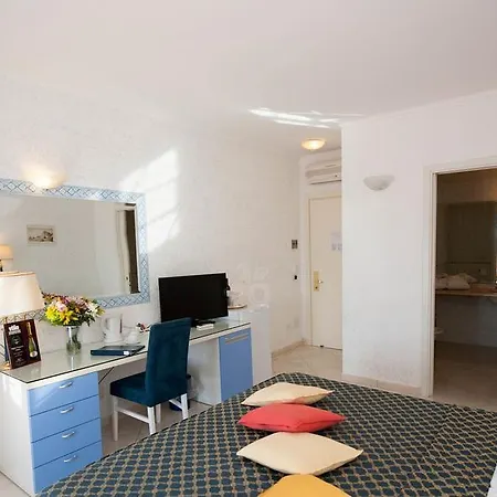 فيبر أمبسادور 4*