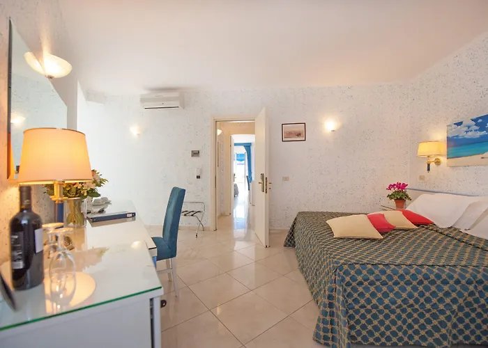 Hotell Weber Ambassador