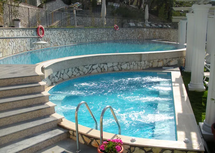 Hotell Weber Ambassador