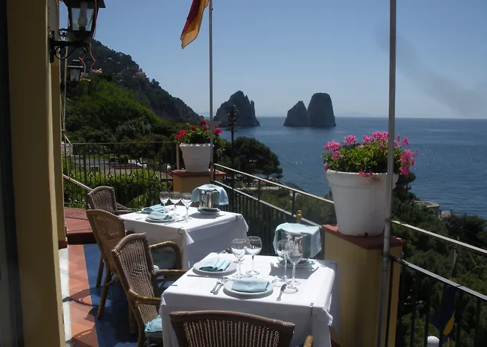 Weber Ambassador Hotell Capri