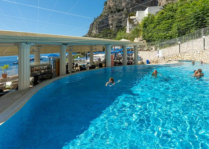 Weber Ambassador Hotel Capri