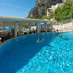 Weber Ambassador Hotel Capri